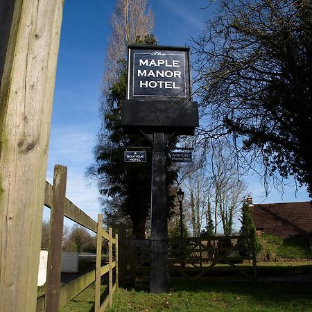 The Maple Manor Hotel Crawley  Exterior foto
